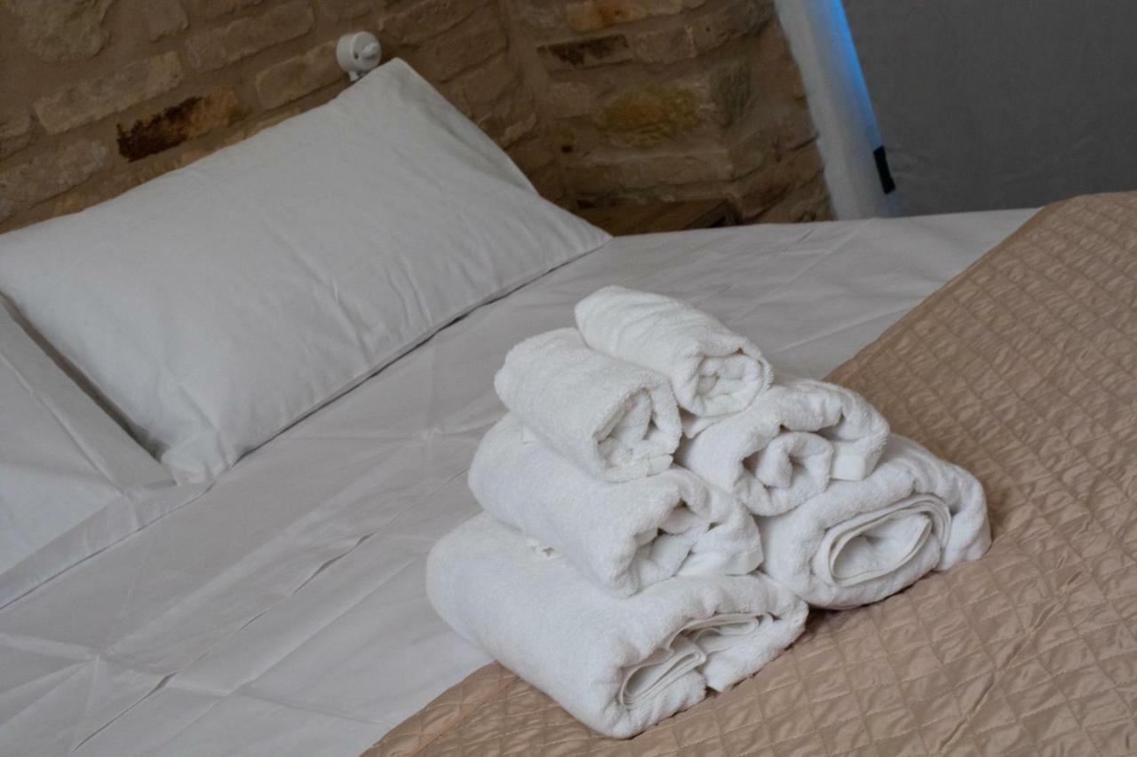 Al 54 Accommodation San Benedetto del Tronto Kültér fotó