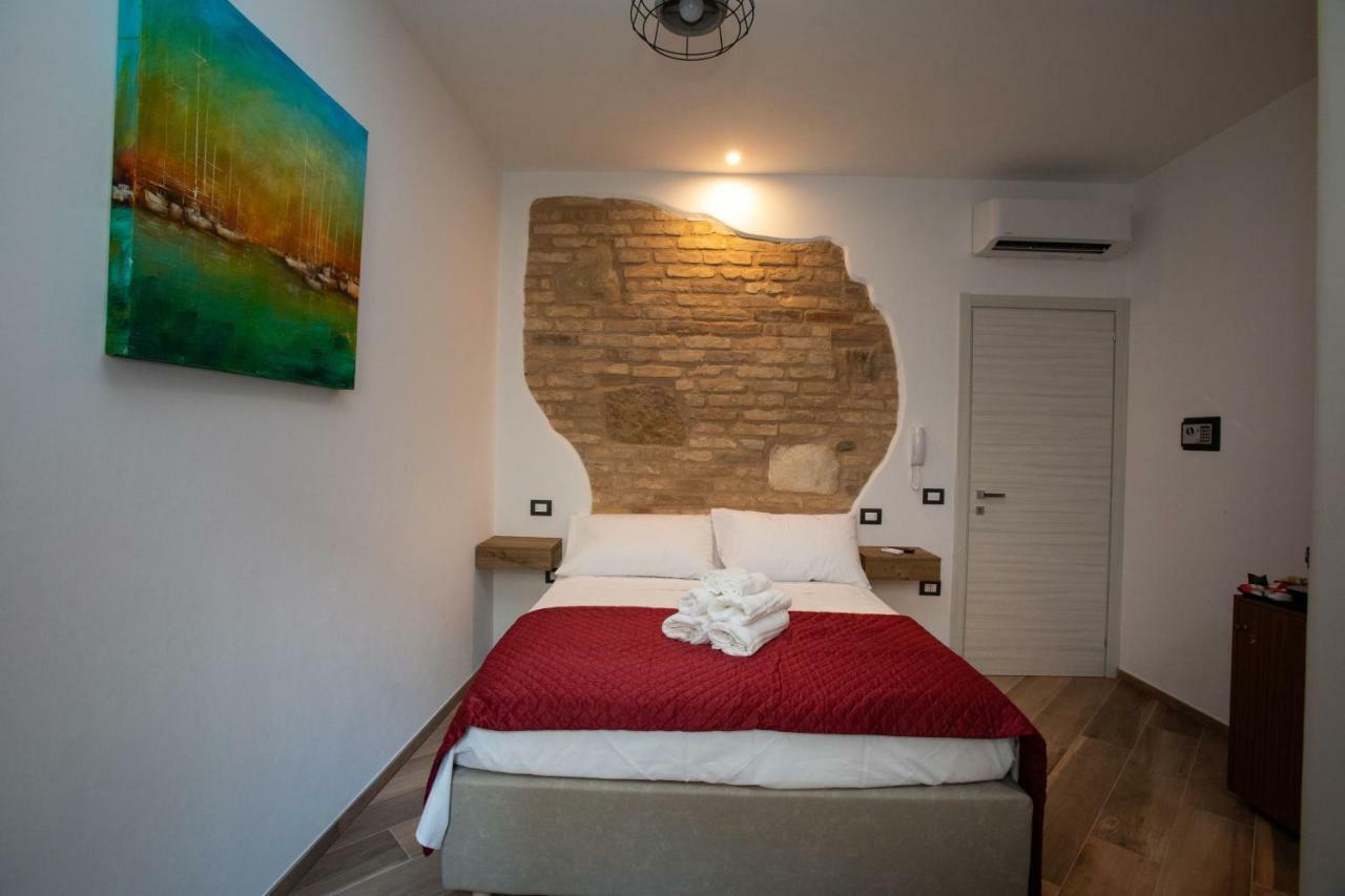 Al 54 Accommodation San Benedetto del Tronto Kültér fotó