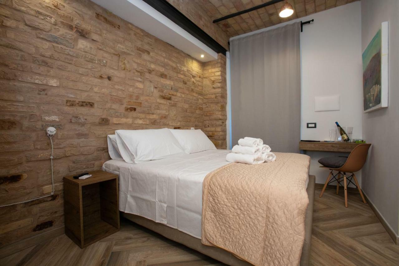 Al 54 Accommodation San Benedetto del Tronto Kültér fotó